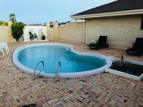 LA ANCHOR ON THE CANALS (MANDURAH) - Grafton Accommodation 11