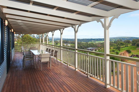 Tranquility - Grafton Accommodation 14