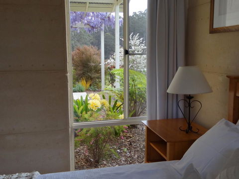 Big Brook Retreat - Grafton Accommodation 2