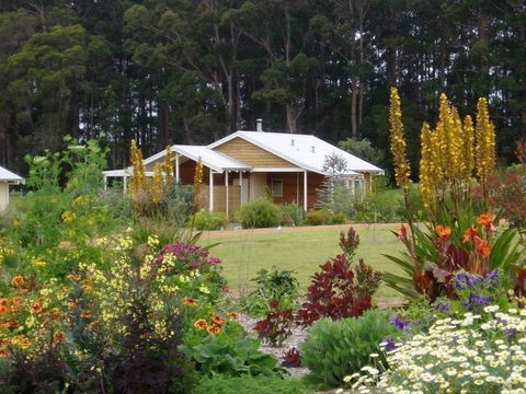 Big Brook Retreat - Grafton Accommodation 0