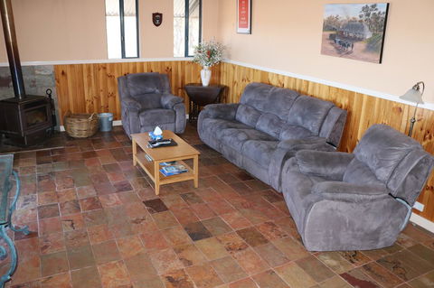 Kendenup Cottages And Lodge - Grafton Accommodation 15