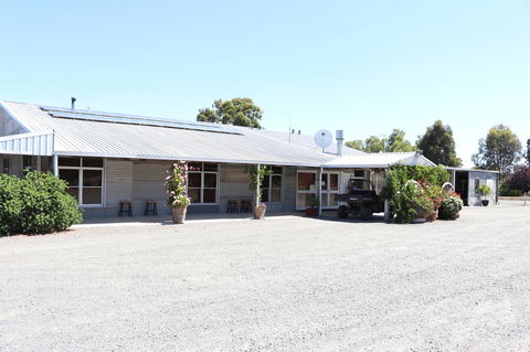 Kendenup Cottages And Lodge - Grafton Accommodation 35