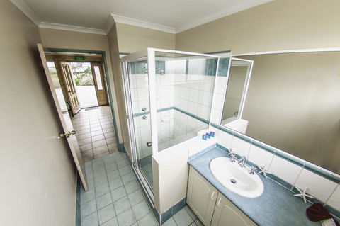 Esperance Foreshore Apartments - Grafton Accommodation 37