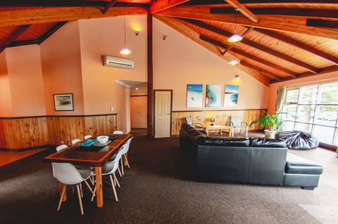 Esperance Foreshore Apartments - Grafton Accommodation 1