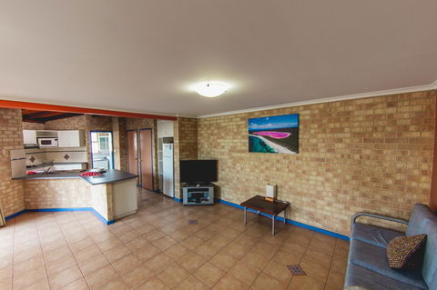 Esperance Foreshore Apartments - Grafton Accommodation 5