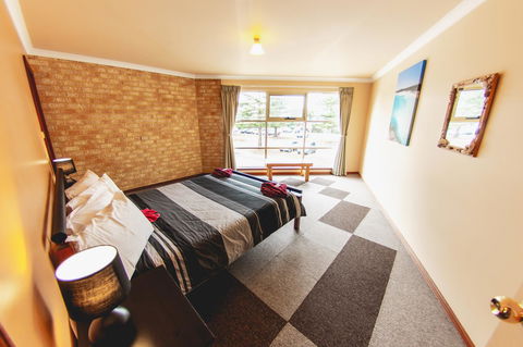 Esperance Foreshore Apartments - Grafton Accommodation 12