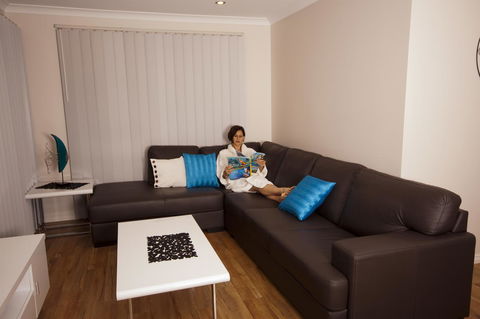 Cape Villas - Grafton Accommodation 1