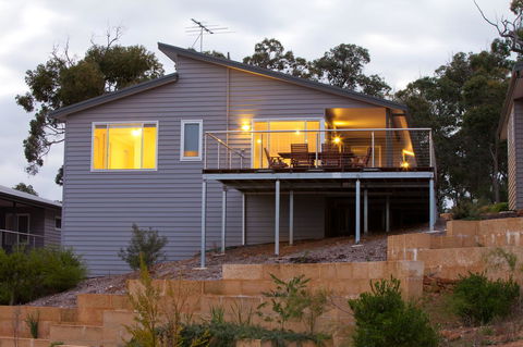 Cape Villas - Grafton Accommodation 25