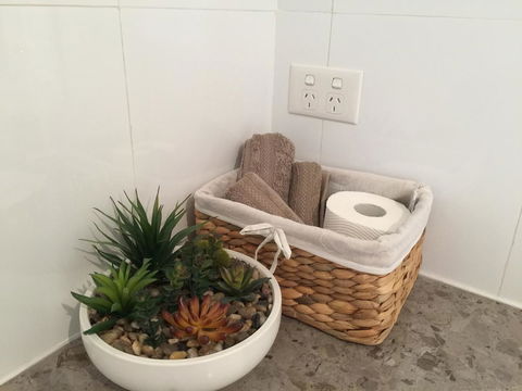 The Royal Dolphin Bed & Breakfast Safety Bay - Grafton Accommodation 19