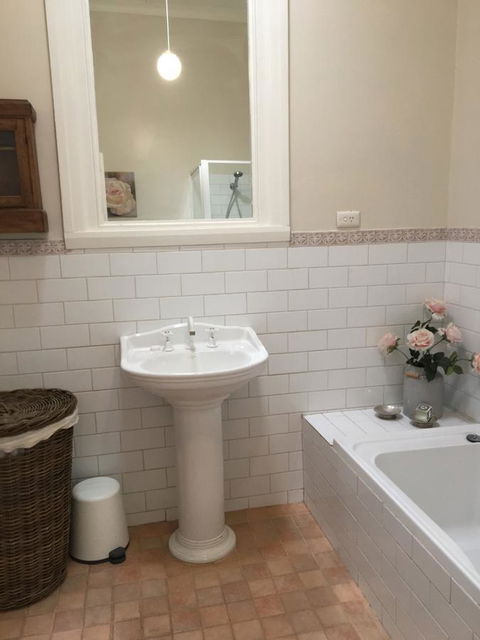 Historic Oakhill House Entire Estate - Grafton Accommodation 16