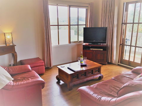 Balingup Highview Chalets - Grafton Accommodation 7