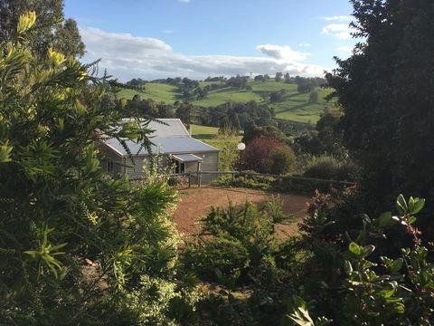 Balingup Highview Chalets - Grafton Accommodation 24