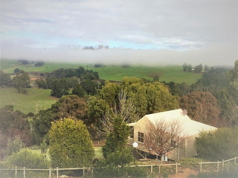Balingup Highview Chalets - Grafton Accommodation 19