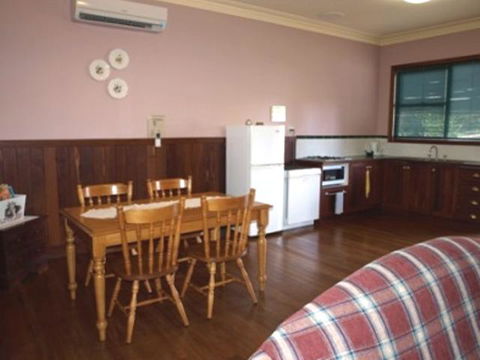 Pemberton Old Picture Theatre Holiday Apartments - Grafton Accommodation 34