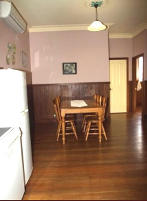 Pemberton Old Picture Theatre Holiday Apartments - Grafton Accommodation 11
