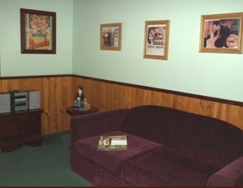 Pemberton Old Picture Theatre Holiday Apartments - Grafton Accommodation 10