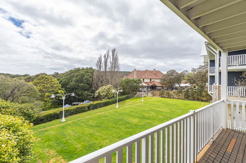 Caves House Hotel & Apartments Yallingup - Grafton Accommodation 20