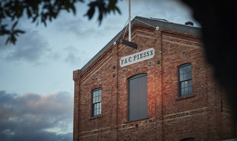 The Premier Mill Hotel - Grafton Accommodation 12