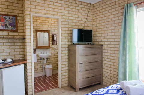 Baywatch Retreat Augusta - Grafton Accommodation 8