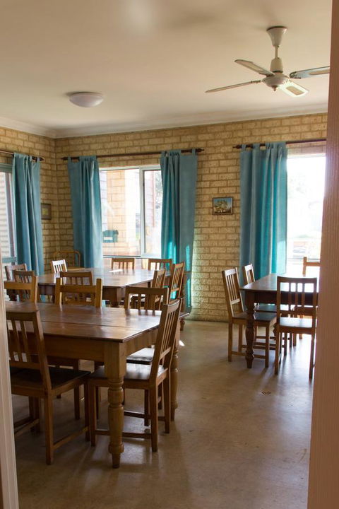 Baywatch Retreat Augusta - Grafton Accommodation 24