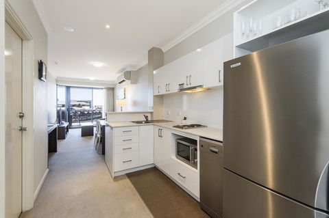 Dolphin Quay Apartments - Grafton Accommodation 34