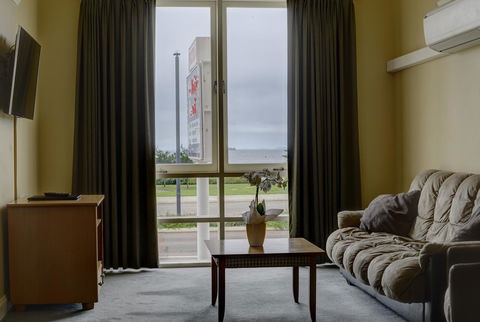 The Jetty Resort - Grafton Accommodation 17