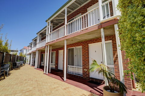 The Jetty Resort - Grafton Accommodation 33
