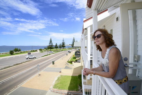 The Jetty Resort - Grafton Accommodation 5