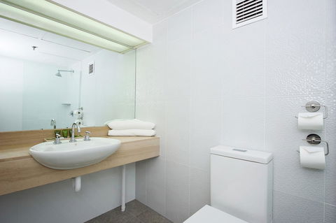 Best Western Plus Hotel Lord Forrest - Grafton Accommodation 12