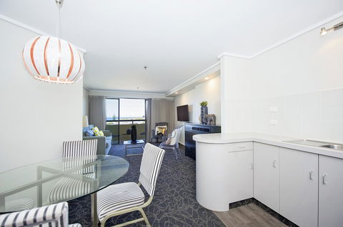 Best Western Plus Hotel Lord Forrest - Grafton Accommodation 14