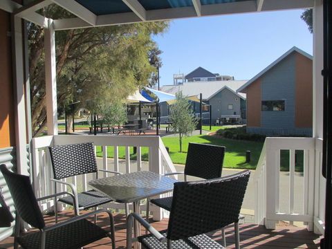 Mandurah Ocean Marina Chalets - Grafton Accommodation 40