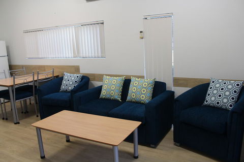 Mandurah Ocean Marina Chalets - Grafton Accommodation 7