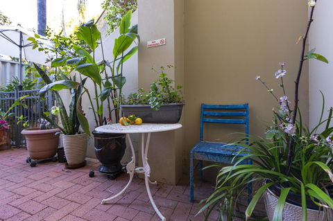 Como Executive Apartment - Grafton Accommodation 11