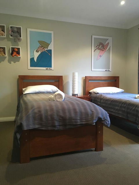 Rowley House - Grafton Accommodation 4