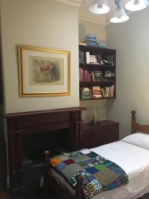 Rowley House - Grafton Accommodation 10