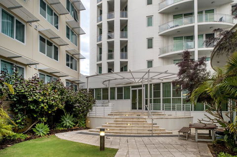 Bunbury Hotel Koombana Bay - Grafton Accommodation 40