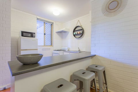 Fremantle Coastal Stay - 1 Bedroom Central Apartment - Grafton Accommodation 8