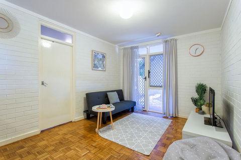 Fremantle Coastal Stay - 1 Bedroom Central Apartment - Grafton Accommodation 7
