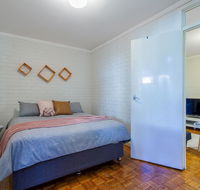 Fremantle Coastal Stay - 1 Bedroom Central Apartment