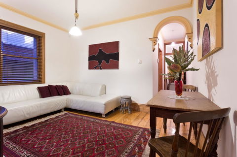 Annie's Victorian Terrace Accommodation Fremantle - Grafton Accommodation 22