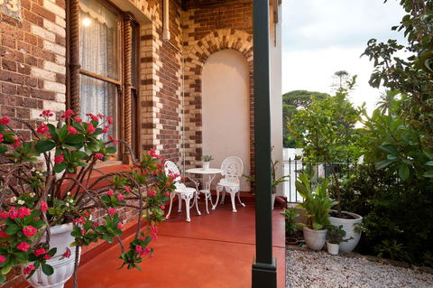 Annie's Victorian Terrace Accommodation Fremantle - Grafton Accommodation 25