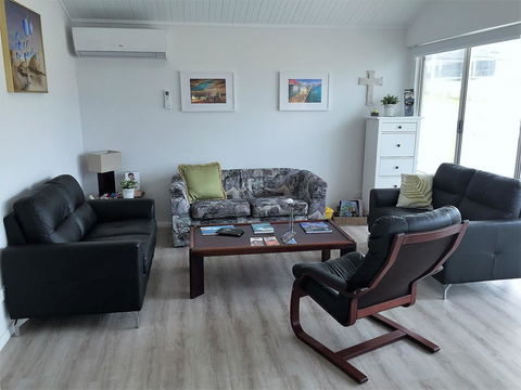 North Beach BnB - Grafton Accommodation 5