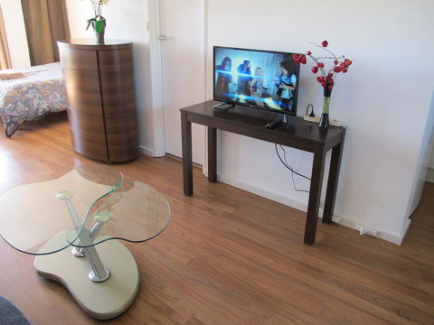 Studio 204 With Harbour, Ocean And Sunset Views From The Balcony - Grafton Accommodation 15
