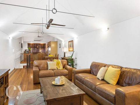 James Street Warehouse - Grafton Accommodation 26