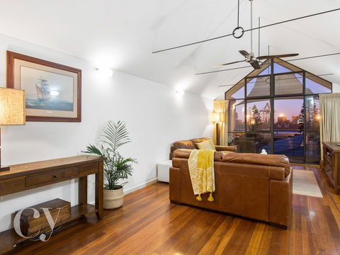 James Street Warehouse - Grafton Accommodation 24