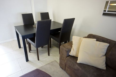 Studio 4 - Ground Floor Fremantle Apartment - Grafton Accommodation 5