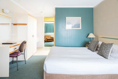 Comfort Inn Devonport - Grafton Accommodation 18