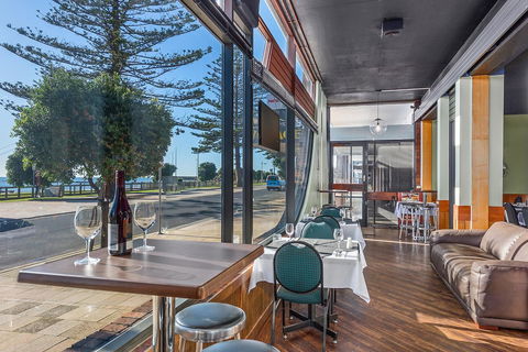 Beachfront Voyager Motor Inn - Grafton Accommodation 4