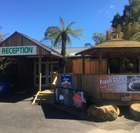 Tullah Lakeside Lodge - Grafton Accommodation