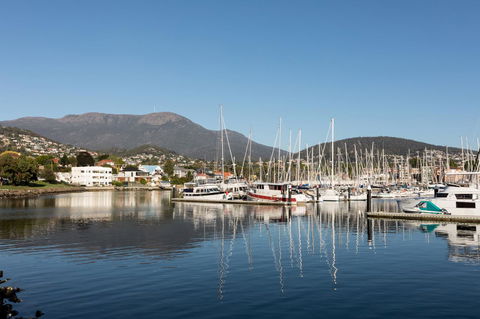 Wrest Point - Grafton Accommodation 12